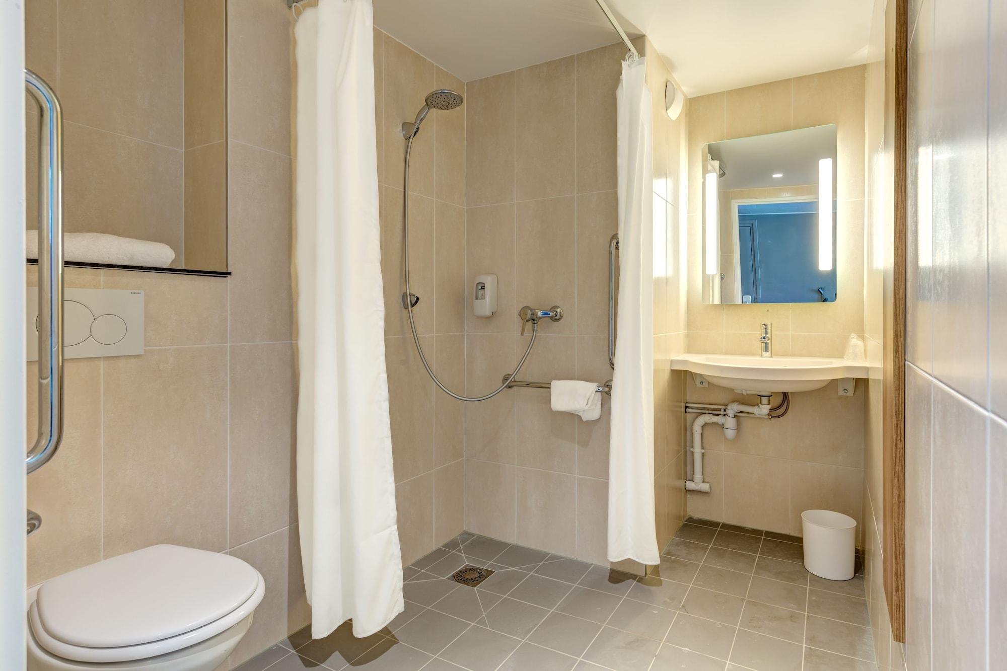 B&B Hôtel Paris Sud Chatenay Malabry Bagian luar foto