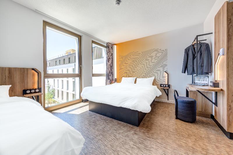B&B Hôtel Paris Sud Chatenay Malabry Bagian luar foto